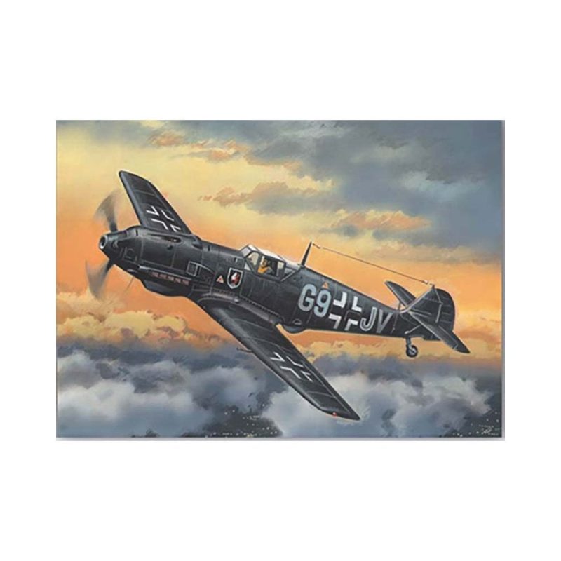 1/72 Messerschmitt Bf 109E-4 WWII Night Fighter ICM 72134