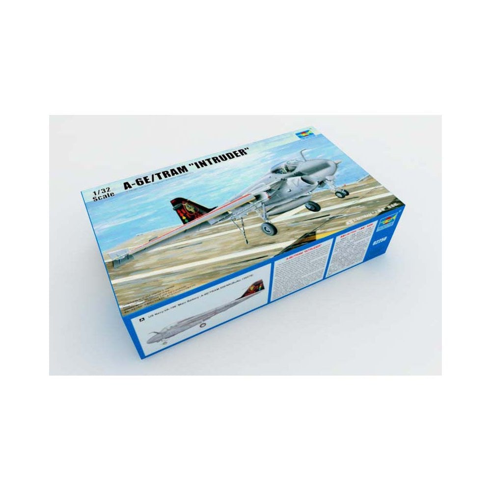 1/32 A-6E Intruder Trumpeter 02250 1/32 A-6E Intruder Trumpeter 02250