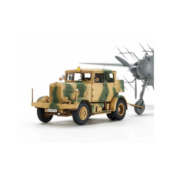 Tamiya German Heavy Tractor SS-100 (1/48) 32593 Tamiya German Heavy Tractor SS-100 (1/48) 32593