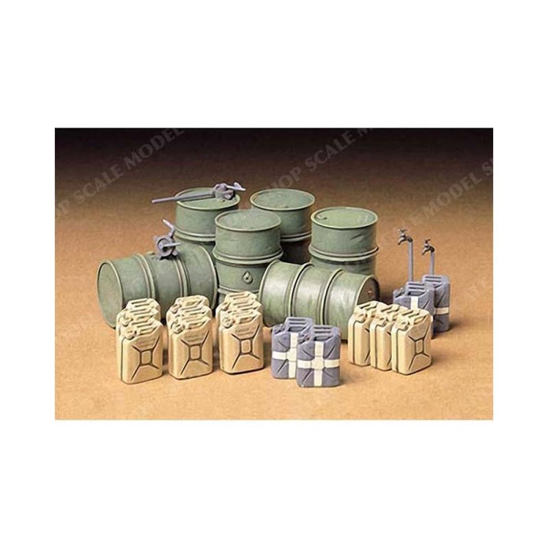 Tamiya German Fuel Drums (1/35) 35186