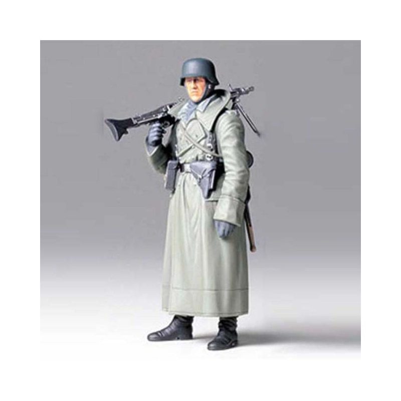 Tamiya German Machine Gunner (Greatcoat) (1/16) 36306