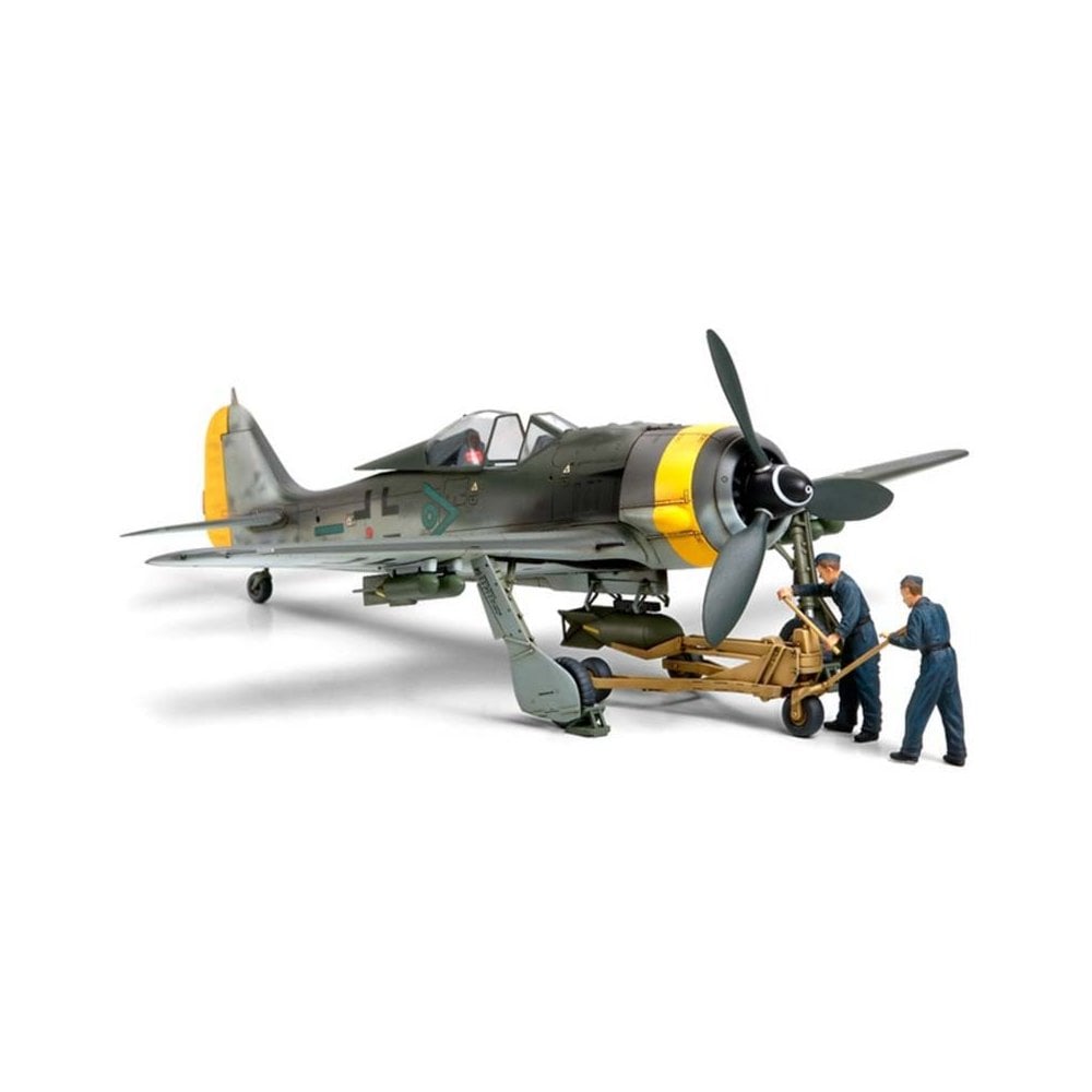 Tamiya FW190 F89 With Bomb Loading (1/48) 61104-D Tamiya FW190 F89 With Bomb Loading (1/48) 61104-D