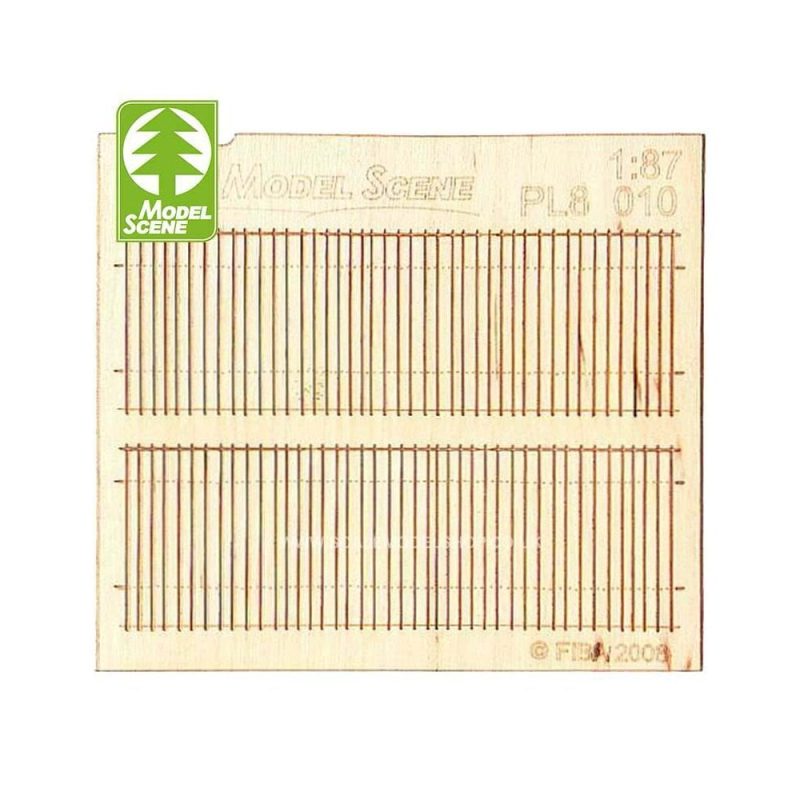1/87 - HO Wooden Fences - Straight Cut Privacy Model Scene PL8-010