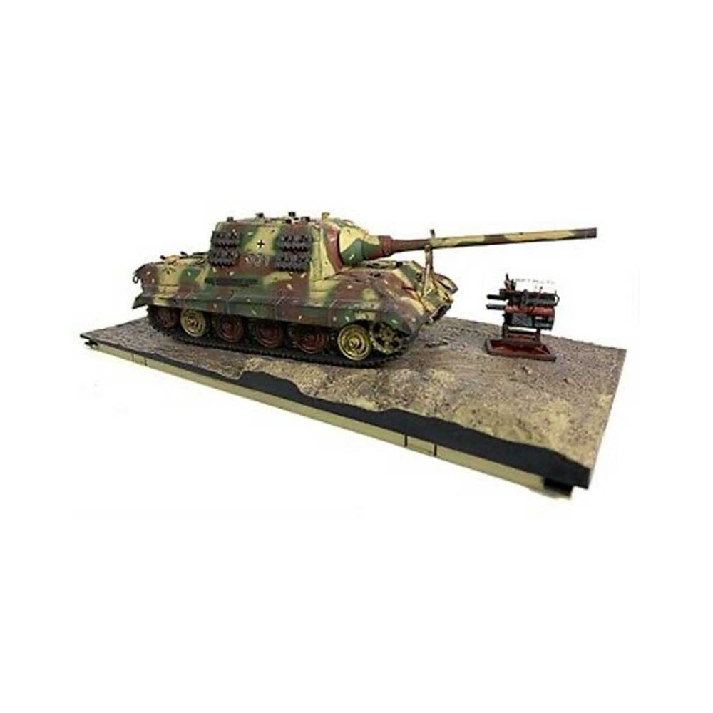 1/32 German Destroyer 186 Jagdtiger Germany March 1945 Forces of Valor UN801024A 1/32 German Destroyer 186 Jagdtiger Germany March 1945 Forces of Valor UN801024A