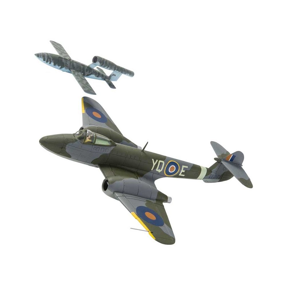 1/72 Gloster Meteor F.1 - EE216/YQ-E- T.D. ‘Dixie’ Dean- RAF No.616 Squadron AND Fieseler F- 103 V-1 ‘Doo AA27403 Corgi 1/72 Gloster Meteor F.1 - EE216/YQ-E- T.D. ‘Dixie’ Dean- RAF No.616 Squadron AND Fieseler F- 103 V-1 ‘Doo AA27403 Corgi