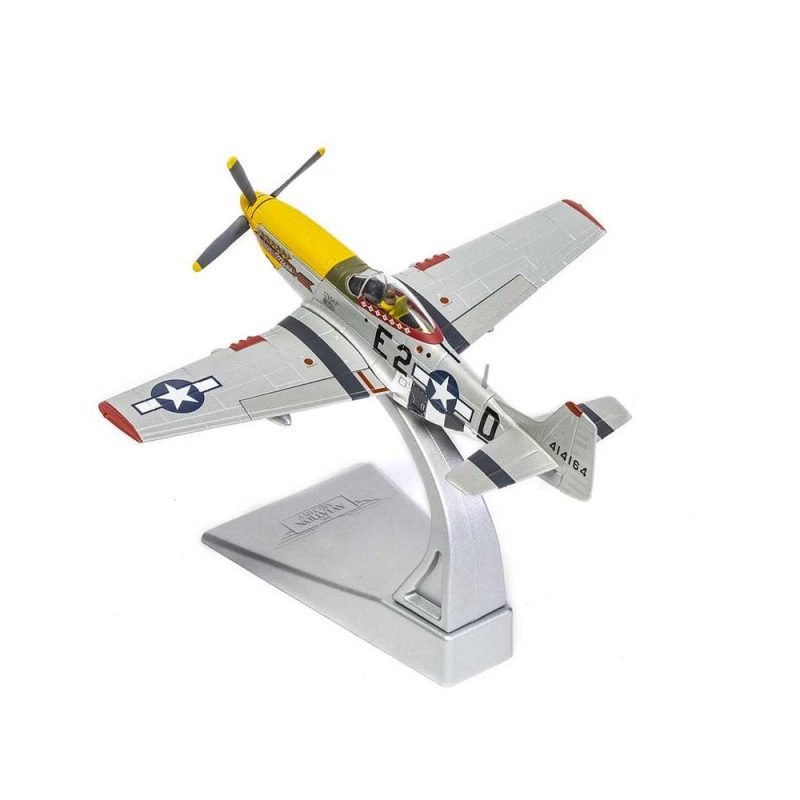 1/72 North American P51D Mustang 'Detroit Miss' Corgi AA27707 1/72 North American P51D Mustang 'Detroit Miss' Corgi AA27707