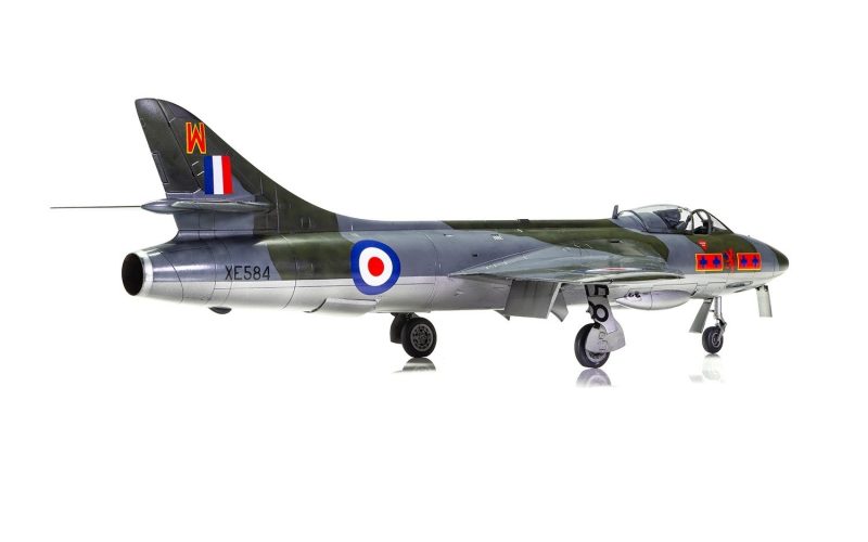 1/48 Hawker Hunter F6 Airfix A09185