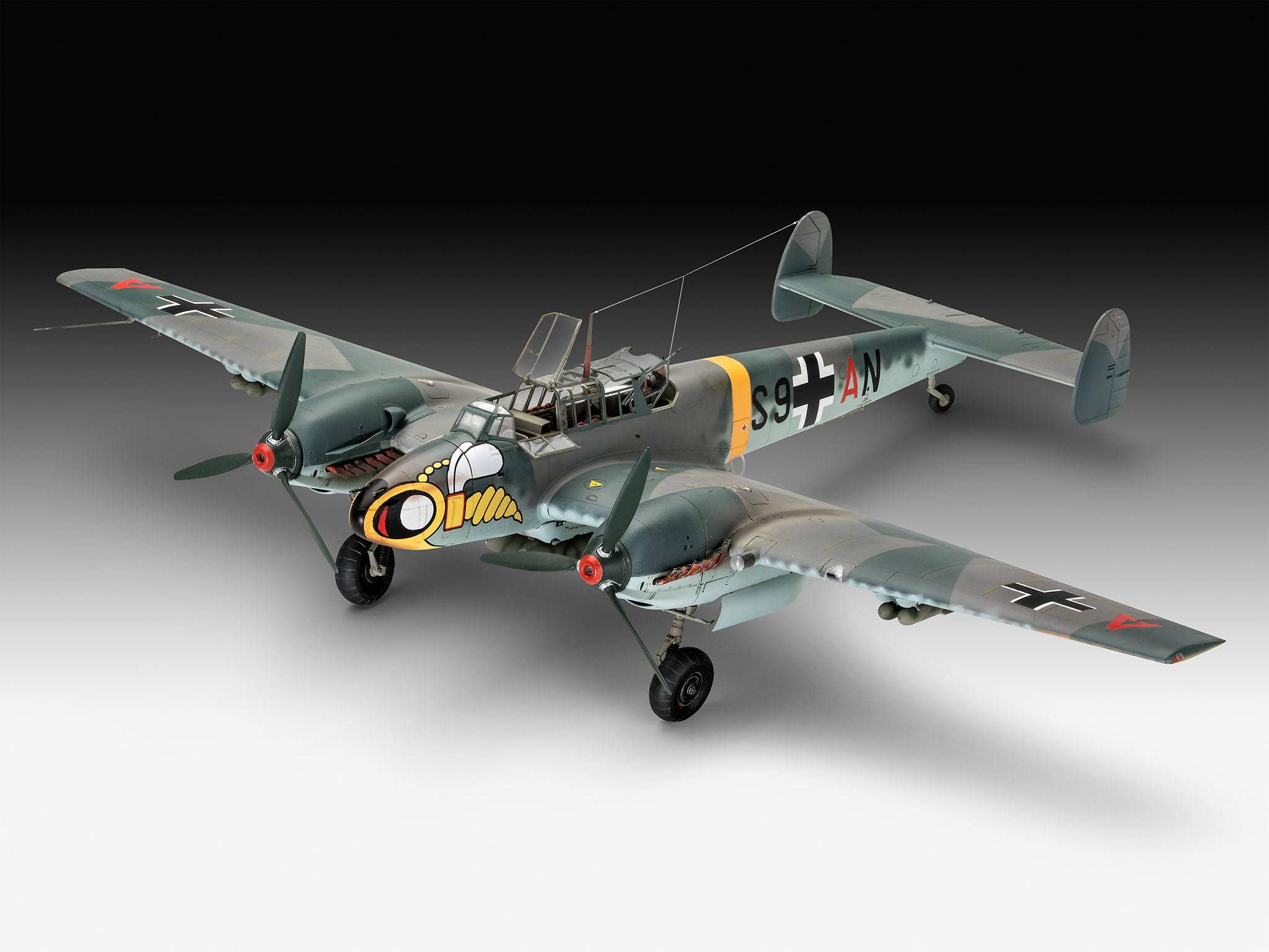 1/32 Messerschmitt Bf110 C-7 Revell 04961 1/32 Messerschmitt Bf110 C-7 Revell 04961