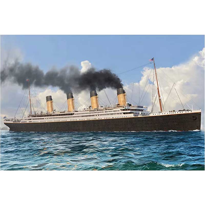 Hobbyboss 83420 1/700 Titanic