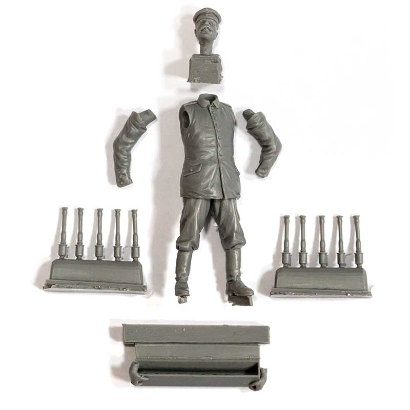 Copper State Models German Personnel and Grenades Crate (1/32) F32-004