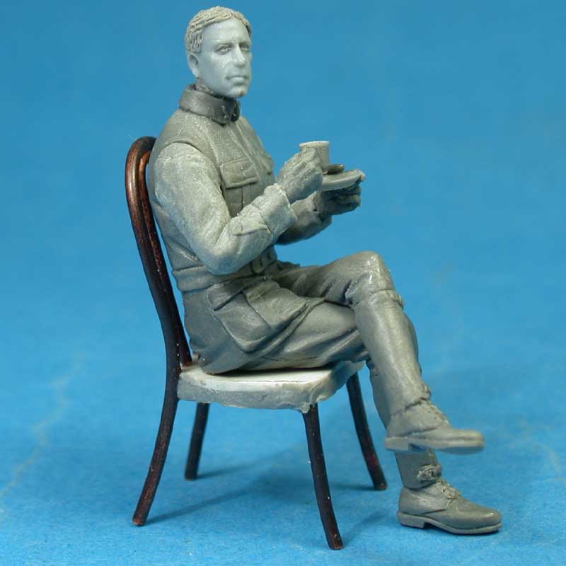 Copper State Models French Airman Coffee And Croissant (1/32) F32-050