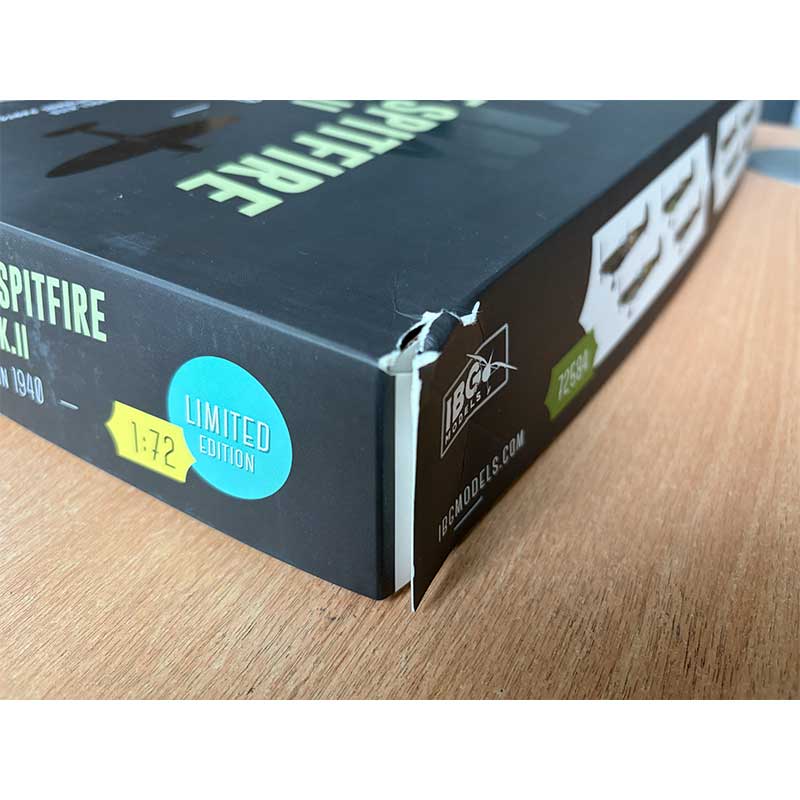 IBG Models Supermarine Spitfire Mk.I & Mk.II Black Box (1/72) 72584 *Damaged Box*