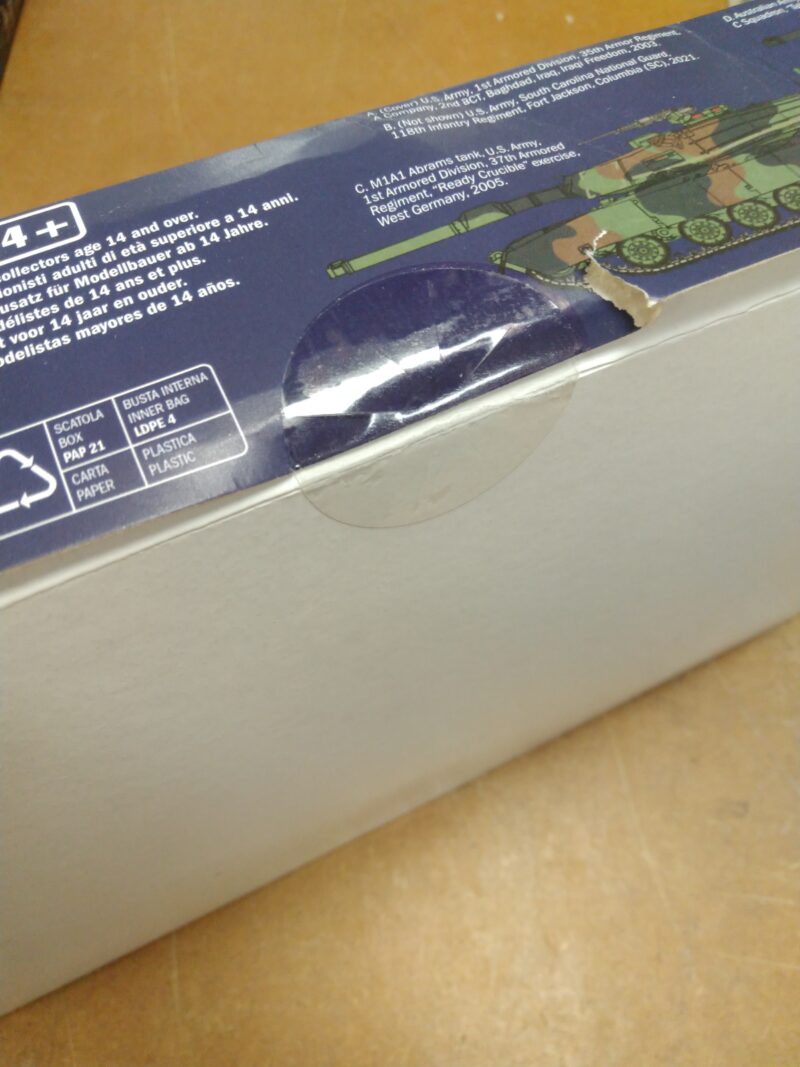 1/35 M1A1 Abrams Italeri W35108 *Damaged Box*