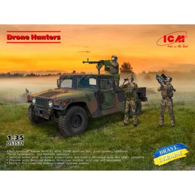 ICM Drone Hunters Humvee Cargo Carrier DShKM & Crew (1/35) DS3531