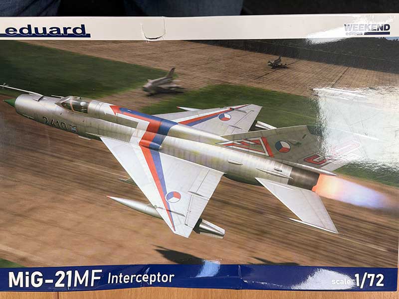 Eduard MiG-21MF Interceptor Weekend Edition (1/72) 7469 *Damaged Box*