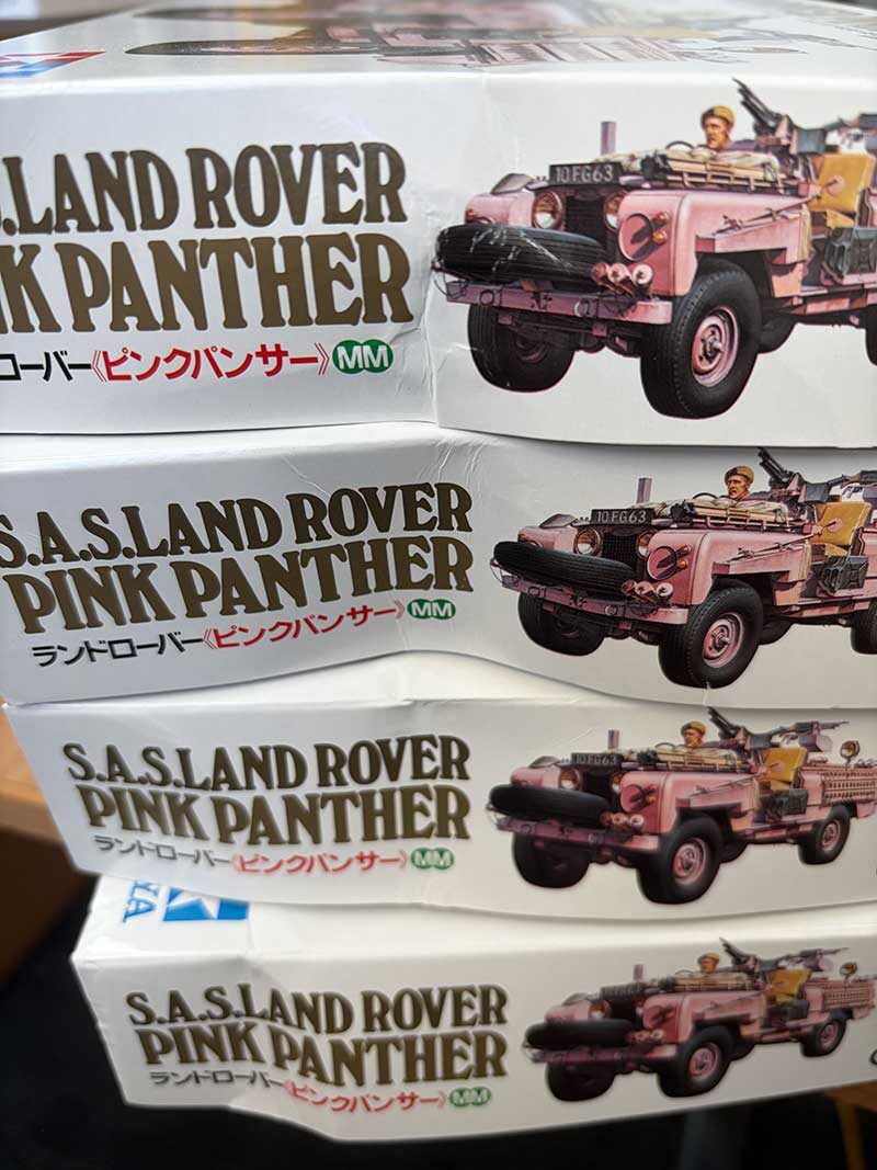 Tamiya SAS British Pink Panther (1/35) 35076 *Damaged Box*
