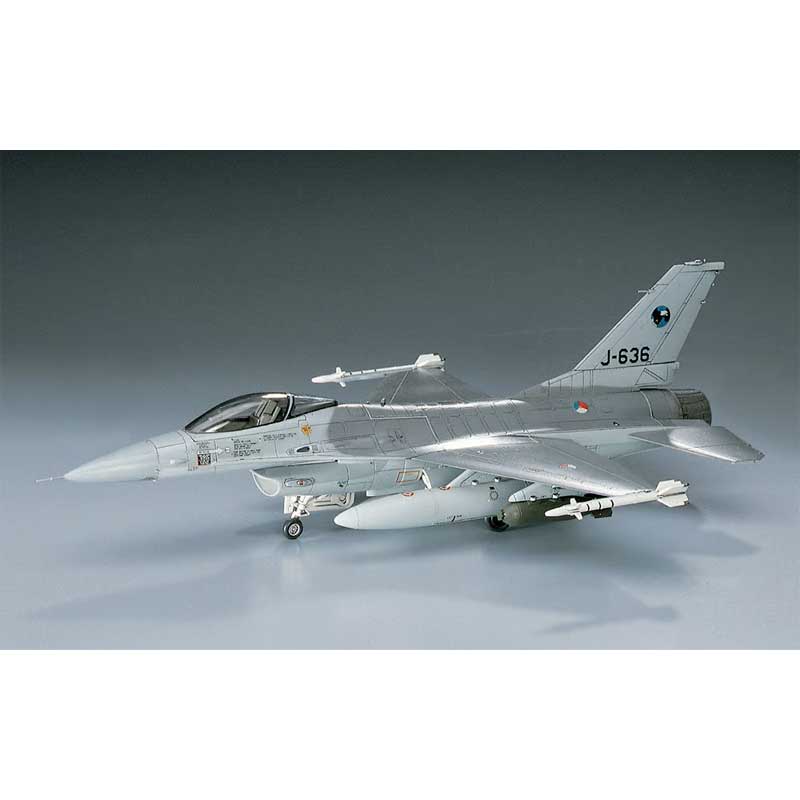 Alternative view of Hasegawa F-16A Plus Fighting Falcon (1/72) HAB01