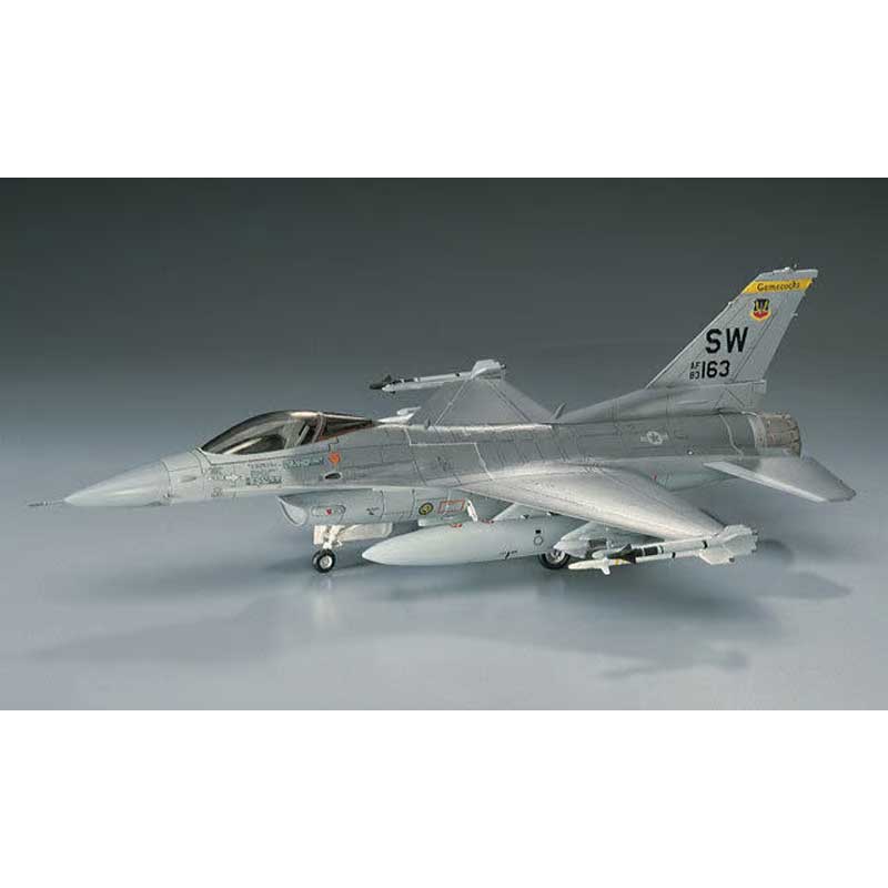 Alternative view of Hasegawa F-16C Fighting Falcon (1/72) HAB02