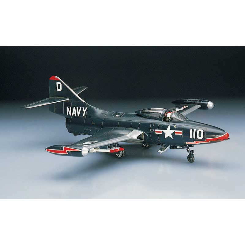 Alternative view of Hasegawa F9F-2 Panther (1/72) HAB12