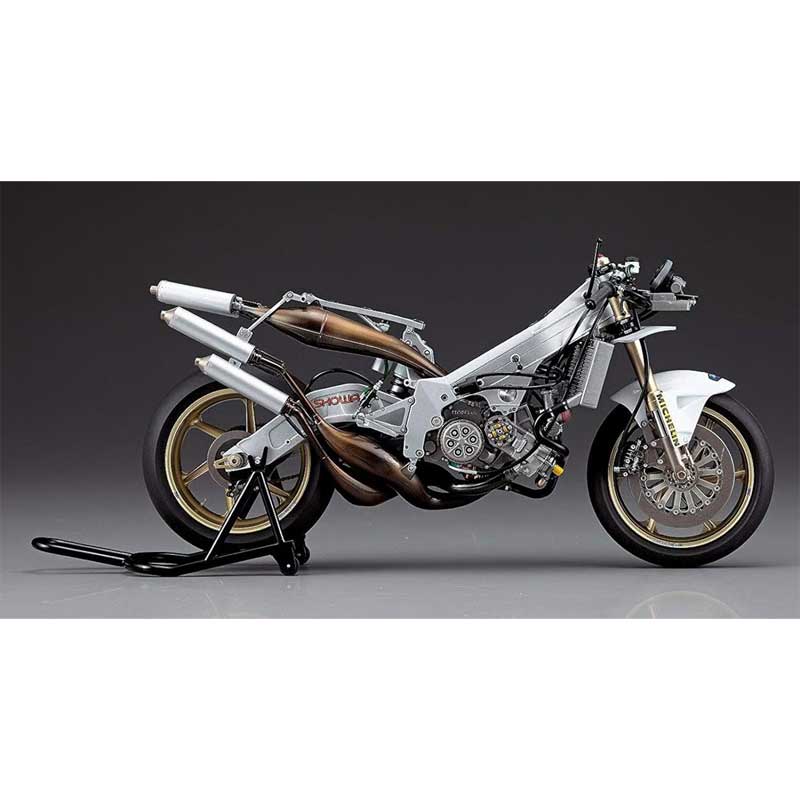 Alternative view of Hasegawa Honda NSR500 Eddie Lawson (1/12) HBK4