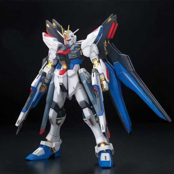 Bandai Strike Freedom Full Burst (1/100) MK62903 Bandai Strike Freedom Full Burst (1/100) MK62903