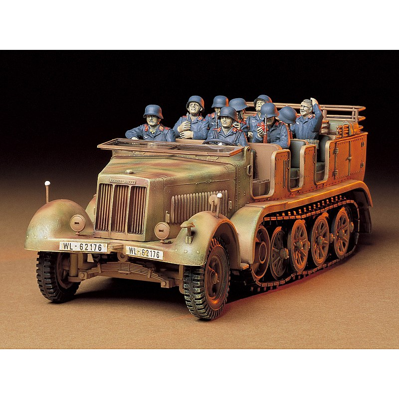 Tamiya German Sd.Kfz.7 1/35 35148