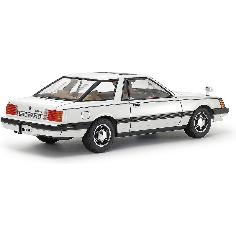 Tamiya Nissan Leopard Hardtop 280X SF-L 1/24 24378 additional image 3
