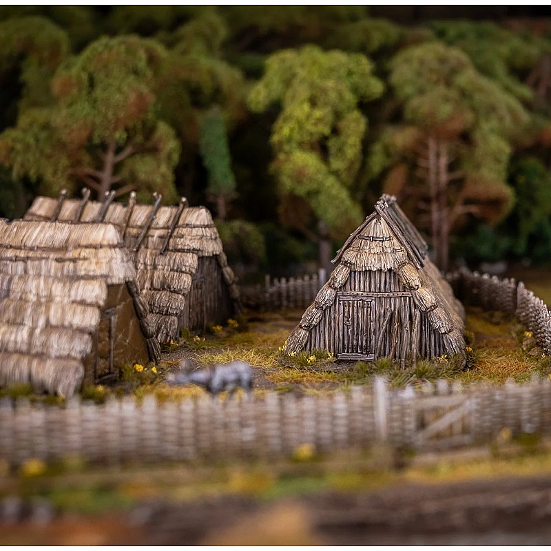 Victrix Dark Age Huts 28mm VXW015 additional image 2