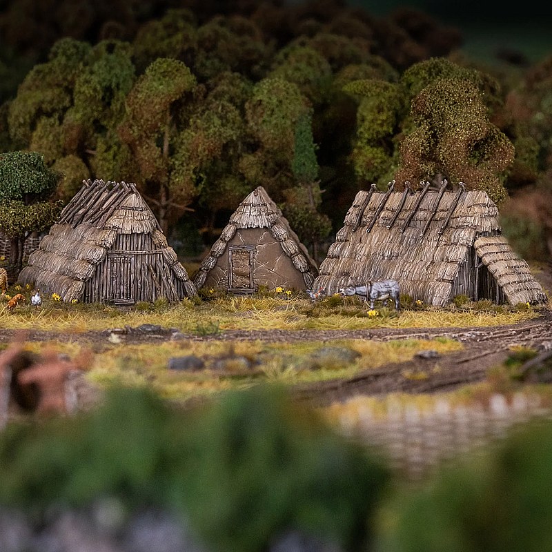 Victrix Dark Age Huts 28mm VXW015 additional image 3